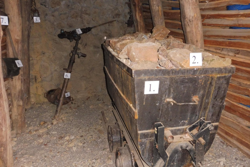 Poproc_banská expozícia_vnútri Poproč Poproč