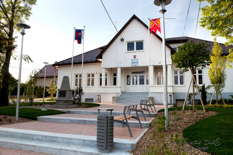 Poproc_obecny urad Poproč Poproč