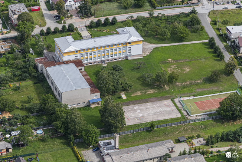 Poproc_zakladna skola_letecky Poproč Poproč